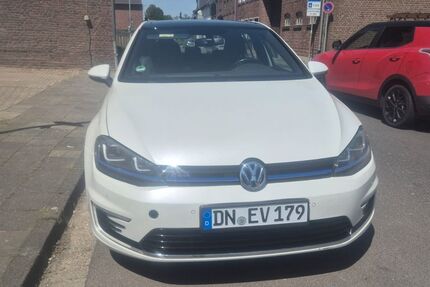 VW Golf 233.000 km 12.000 &euro; Linnich 52441