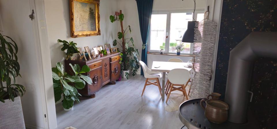 Einfamilienhaus Übach-Palenberg Palenberg - 2 Zimmer, 100 m&sup2;, 1.300&euro; | Angebot:25720935