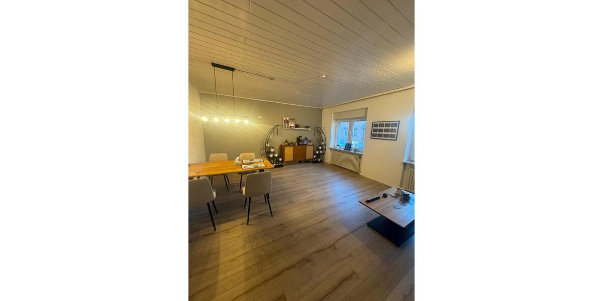 Erdgeschoßwohnung Würselen - 2 Zimmer, 80 m&sup2;, 1.080&euro; | Angebot:26090569