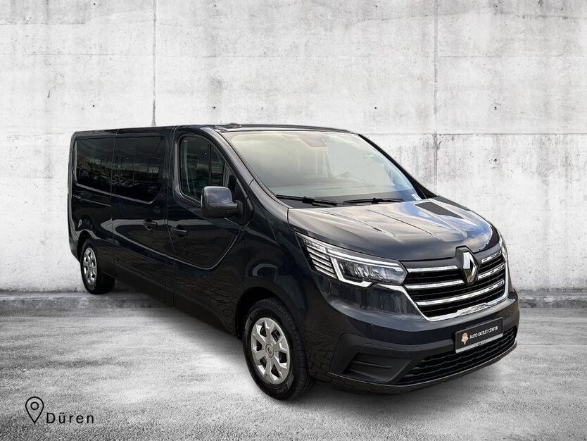 Renault Trafic 19.440 km 34.880 € Düren 52353