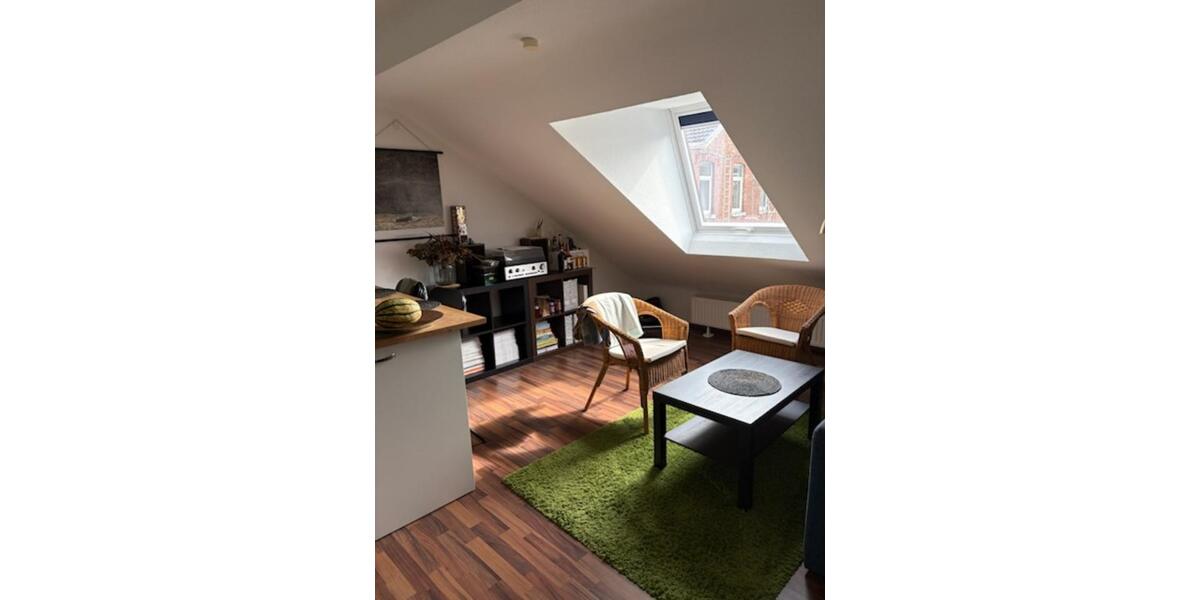 Helle komplett sanierte 2 Zimmer Dachgeschoßwohnung AachenZentrum 2 zimmer