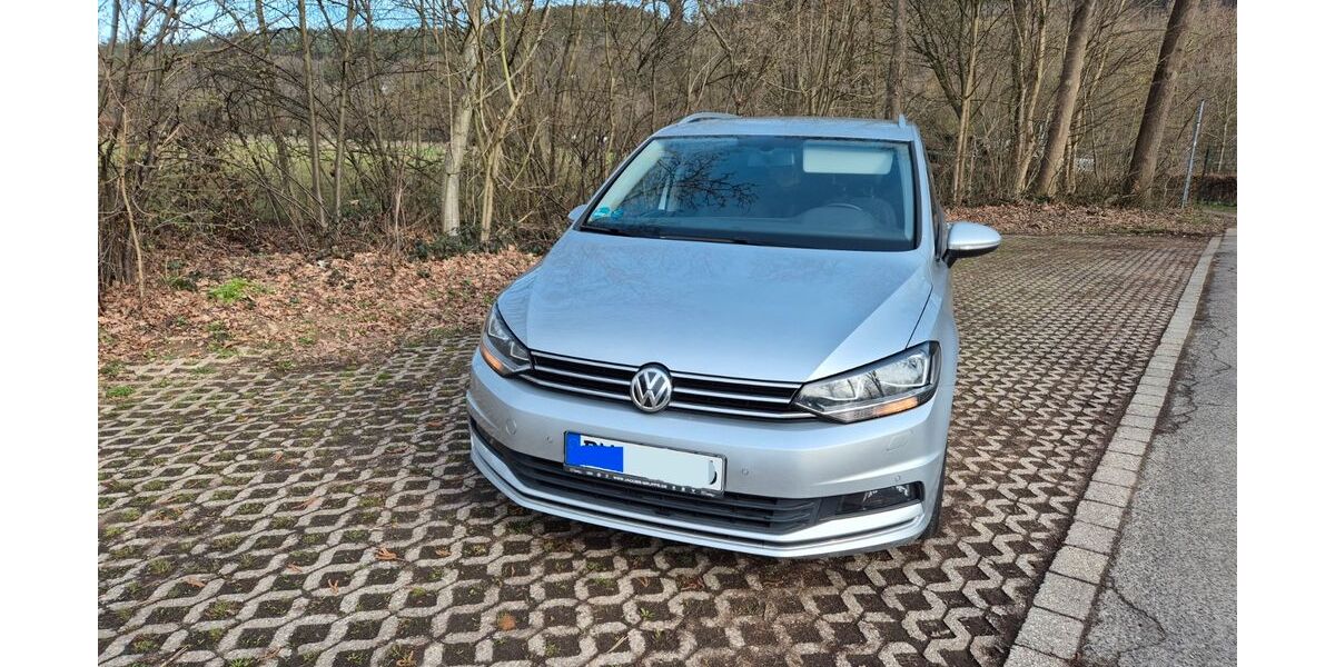 VW Touran 111.000 km 16.000 &euro; Kreuzau 52372