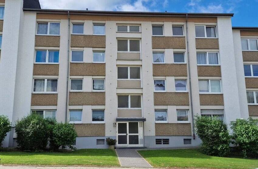 Einziehen und Wohlfühlen! Umfassend modernisierte 3-Zimmerwohnung mit Balkon in Forst