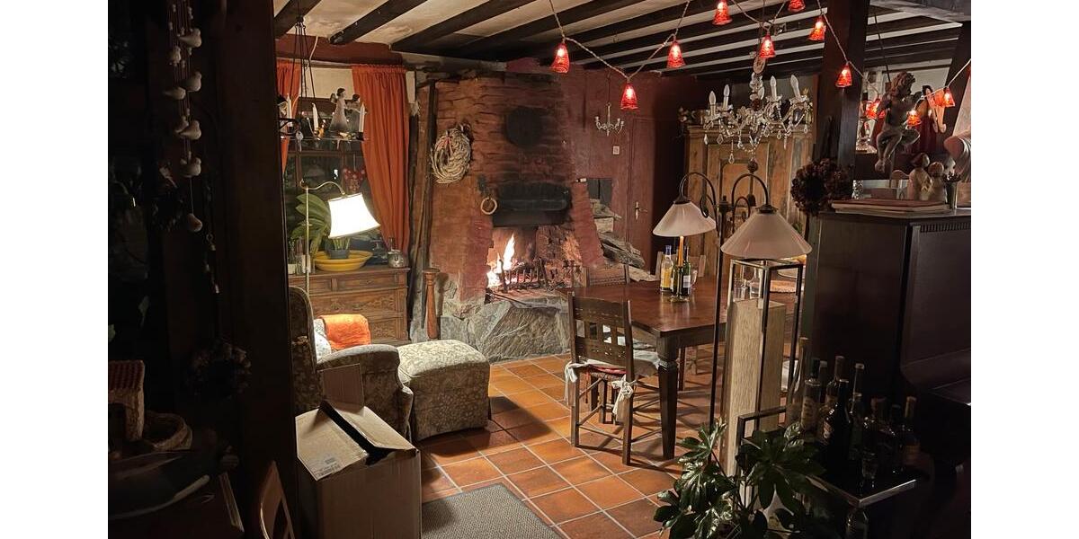 Bauernhaus, Landhaus Monschau - 7 Zimmer, 256 m&sup2;, 249.000&euro; | Angebot:26126906