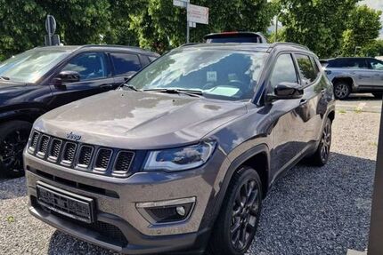 Jeep Compass 57.660 km 20.900 &euro; Jülich 52428