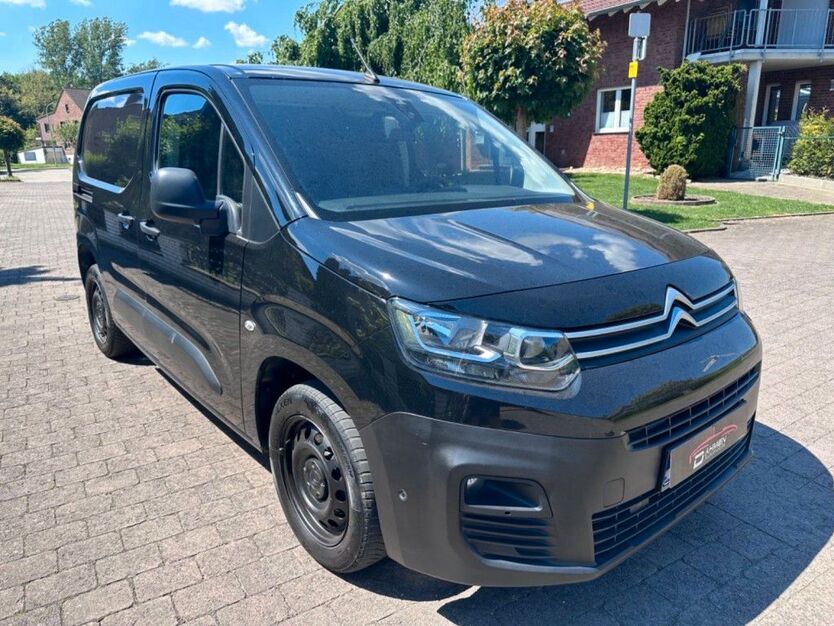 Citroen Berlingo 139.000 km 10.900 € Niederzier-Selhausen 52382
