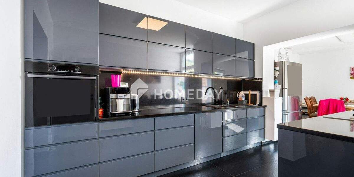 Reihenmittelhaus Würselen - 6 Zimmer, 160 m&sup2;, 399.000&euro; | Angebot:25737605