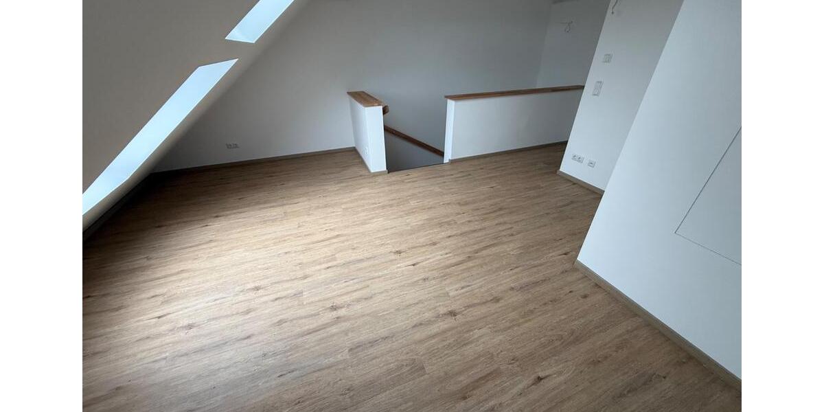 Reihenhaus Düren Mariaweiler-Hoven - 4 Zimmer, 120 m&sup2;, 1.635&euro; | Angebot:24700394