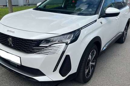 Peugeot 5008 58.131 km 22.500 &euro; Aachen 52070