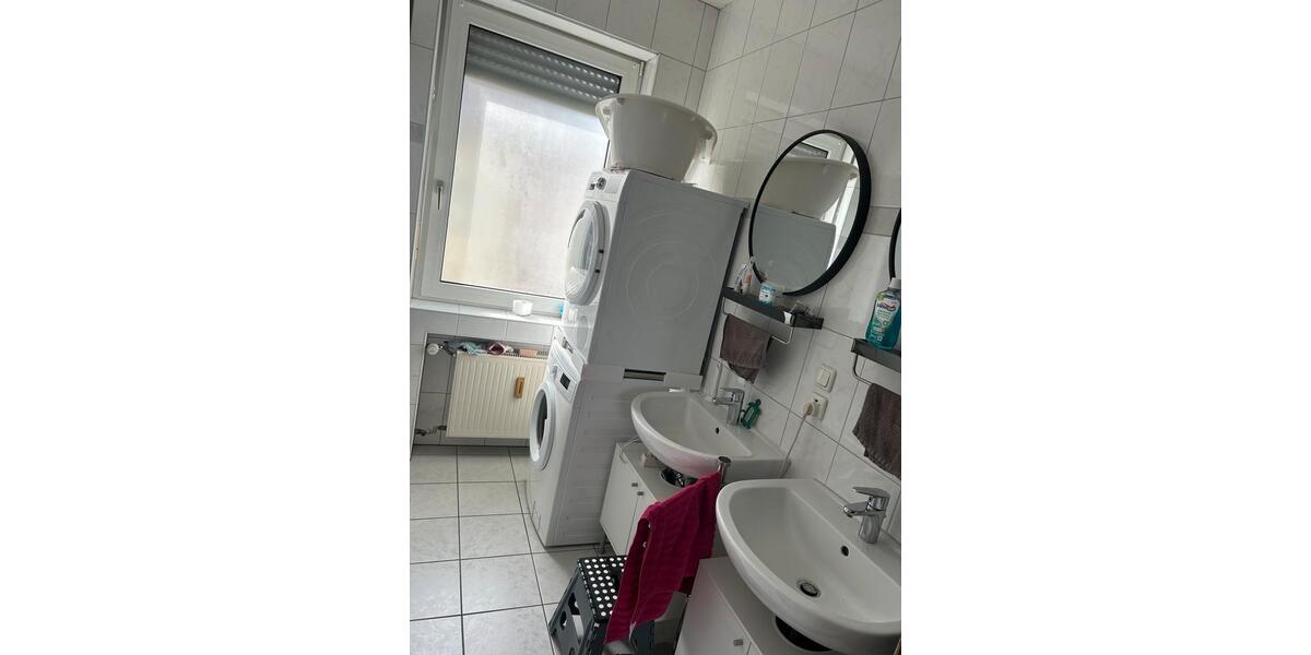 Etagenwohnung Düren - 4 Zimmer, 127 m&sup2;, 950&euro; | Angebot:26444160