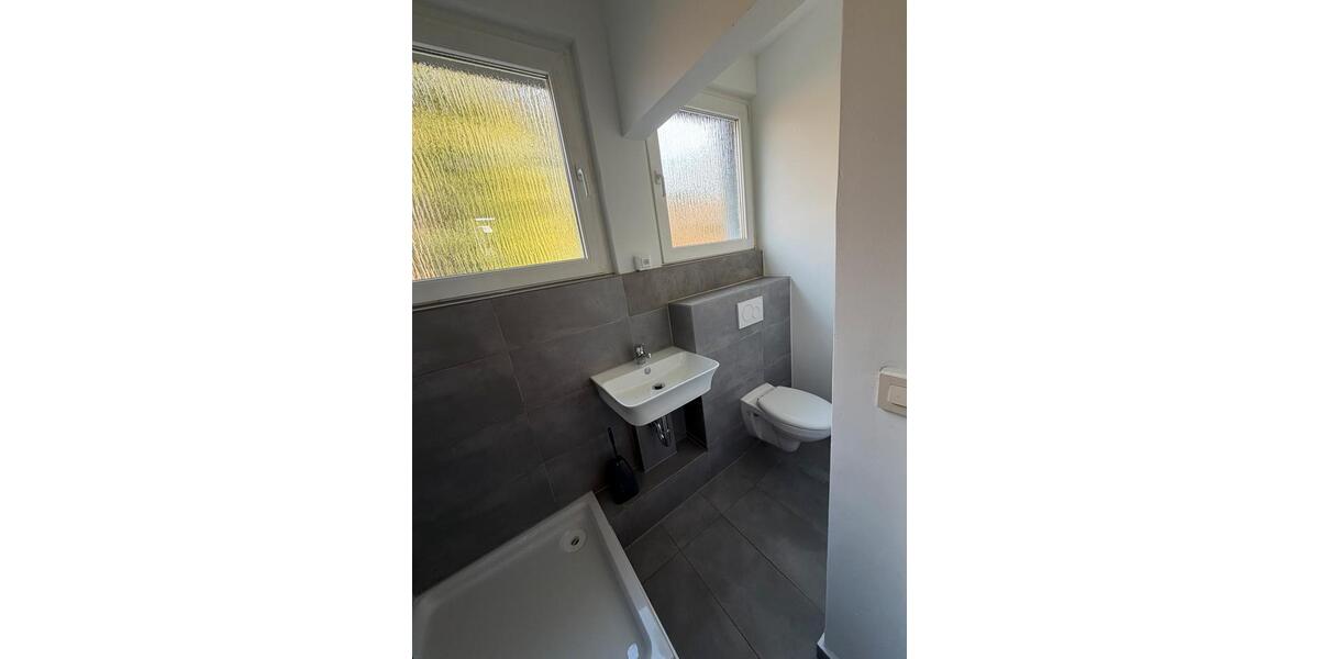 Dachgeschoßwohnung Aachen Eilendorf - 1 Zimmer, 15 m&sup2;, 360&euro; | Angebot:24870959