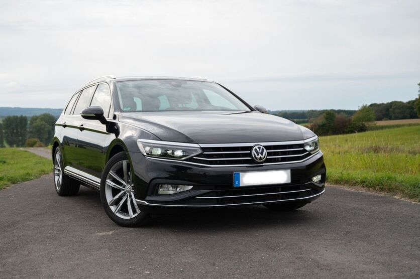 VW Passat Variant 81.400 km 21.900 € Hürtgenwald 52393