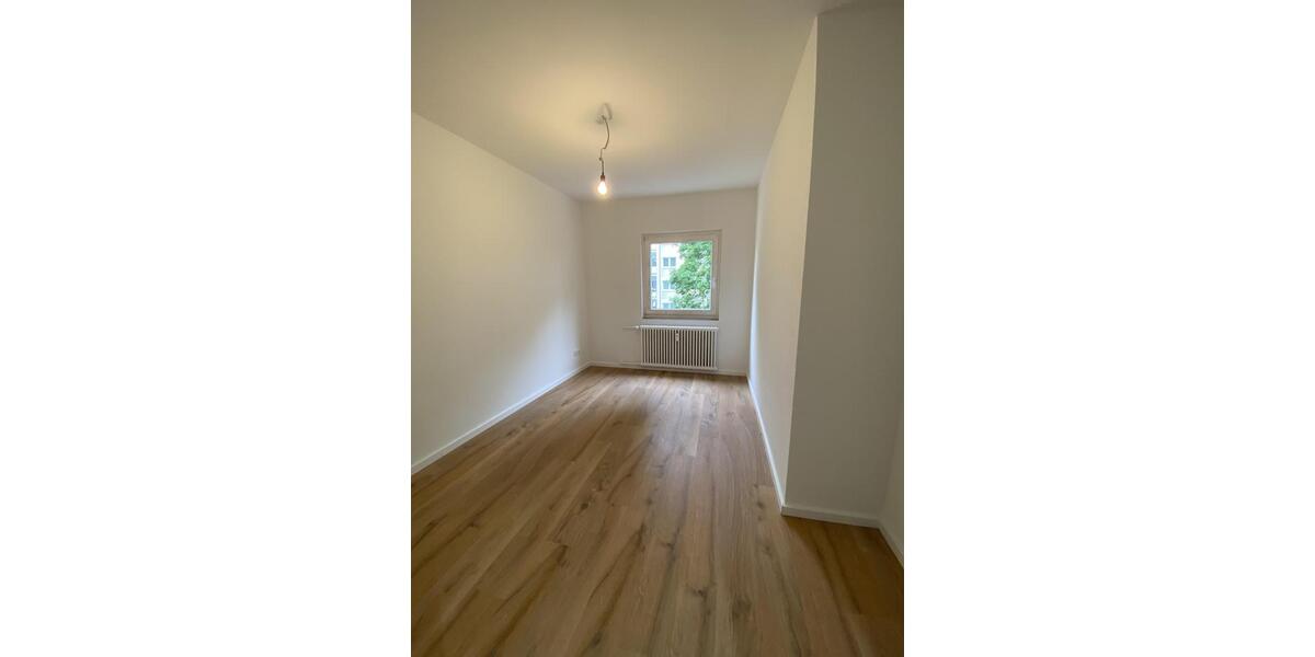 Dachgeschoßwohnung Aldenhoven - 4 Zimmer, 76 m&sup2;, 760&euro; | Angebot:26060422