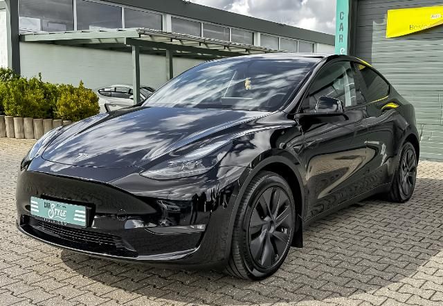 Tesla Model Y 49.500 km 38.990 € Niederzier 52382
