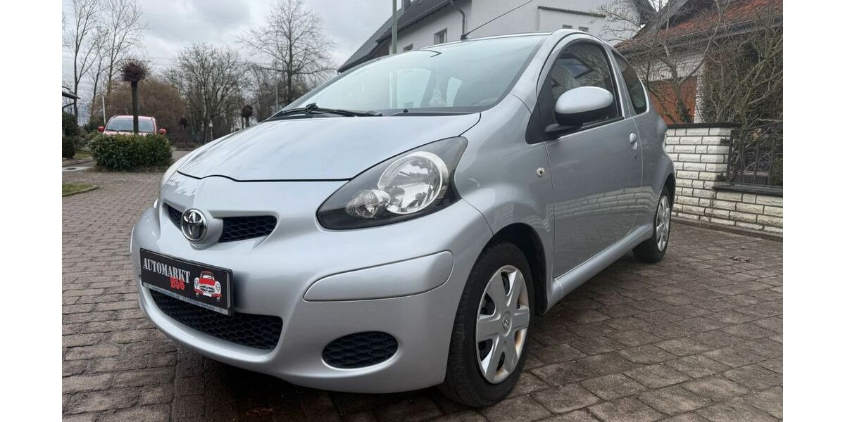 Toyota Aygo (X) 119.000 km 2.499 &euro; Inden 52459