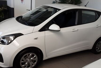 Hyundai i10 51.300 km 8.190 &euro; Monschau (bei Aachen) 52156