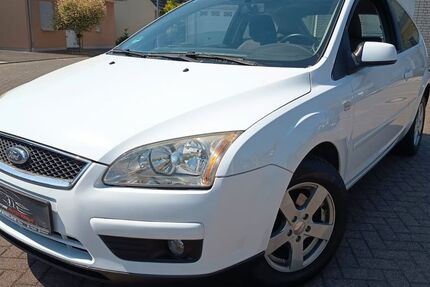 Ford Focus 70.000 km 3.000 &euro; Niederzier 52382