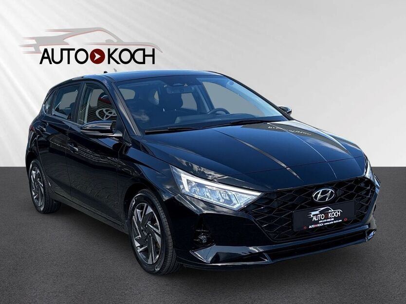 Hyundai i20 5.521 km 18.490 € Düren 52351