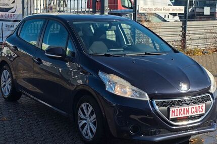Peugeot 208 147.000 km 3.799 € Düren 52353