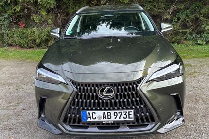 Lexus NX 450h 24.500 km 46.550 € Aachen 52068