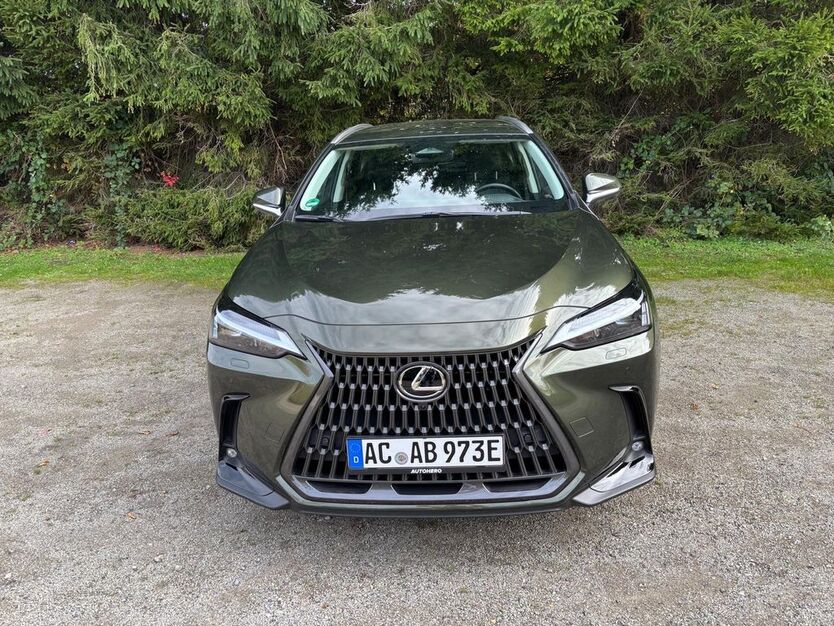 Lexus NX 450h 24.500 km 46.550 € Aachen 52068