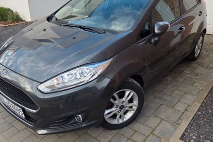 Ford Fiesta 111.000 km 5.999 &euro; JÜLICH 52428