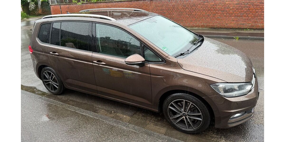 VW Touran 86.600 km 14.000 &euro; Alsdorf 52477