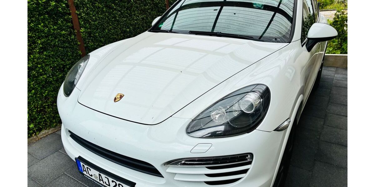 Porsche Cayenne 201.000 km 22.900 &euro; Stolberg 52222