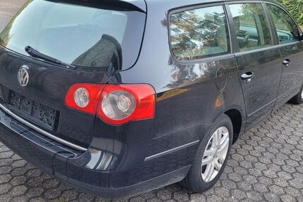 VW Passat 136.337 km 3.750 &euro; Aachen 52070
