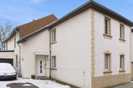 Teilmodernisiertes Einfamilienhaus mit Wärmepumpe und Kamin in Würselen! 7 zimmer