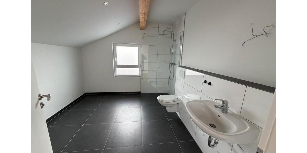 Dachgeschoßwohnung Linnich - 1.5 Zimmer, 60 m&sup2;, 750&euro; | Angebot:26131989