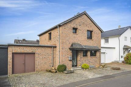 Haus Herzogenrath Kohlscheid - 5 Zimmer, 91 m&sup2;, 372.000&euro; | Angebot:26219863