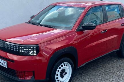 Fiat Grande Panda 2.500 km 25.899 € Baesweiler 52499