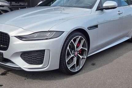 Jaguar XE 128.141 km 30.880 € Düren 52351