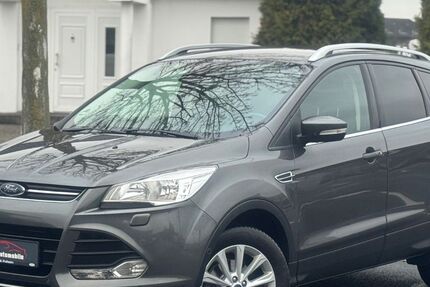 Ford Kuga 125.415 km 9.990 &euro; Jülich 52428