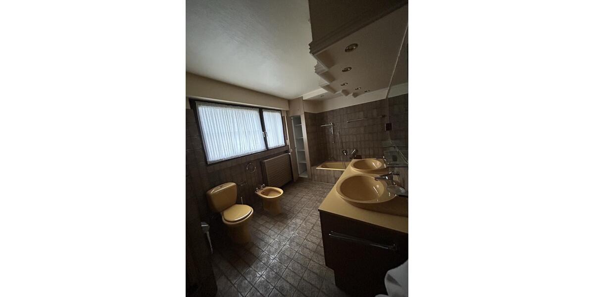 Einfamilienhaus Stolberg (Rhld.) Gressenich - 4 Zimmer, 166 m&sup2;, 2.075&euro; | Angebot:18611697