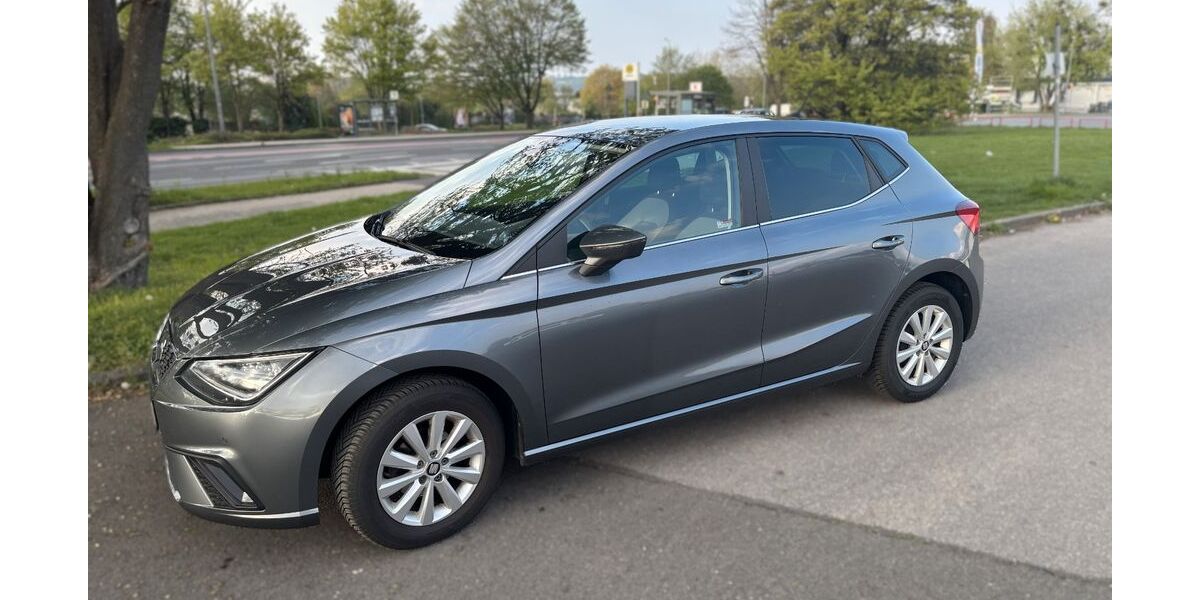 Seat Ibiza 72.543 km 11.990 &euro; Aachen 52066