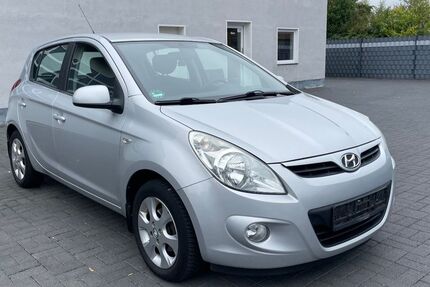 Hyundai i20 175.000 km 2.990 &euro; Düren 52351