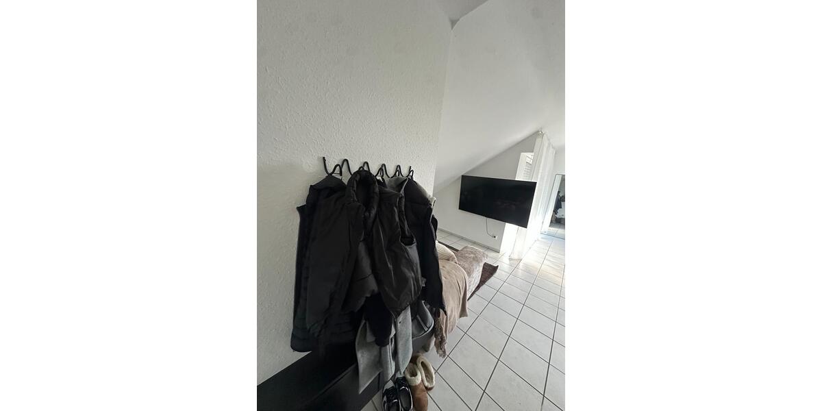 Dachgeschoßwohnung Stolberg (Rhld.) Büsbach - 1.5 Zimmer, 58 m&sup2;, 760&euro; | Angebot:25710776