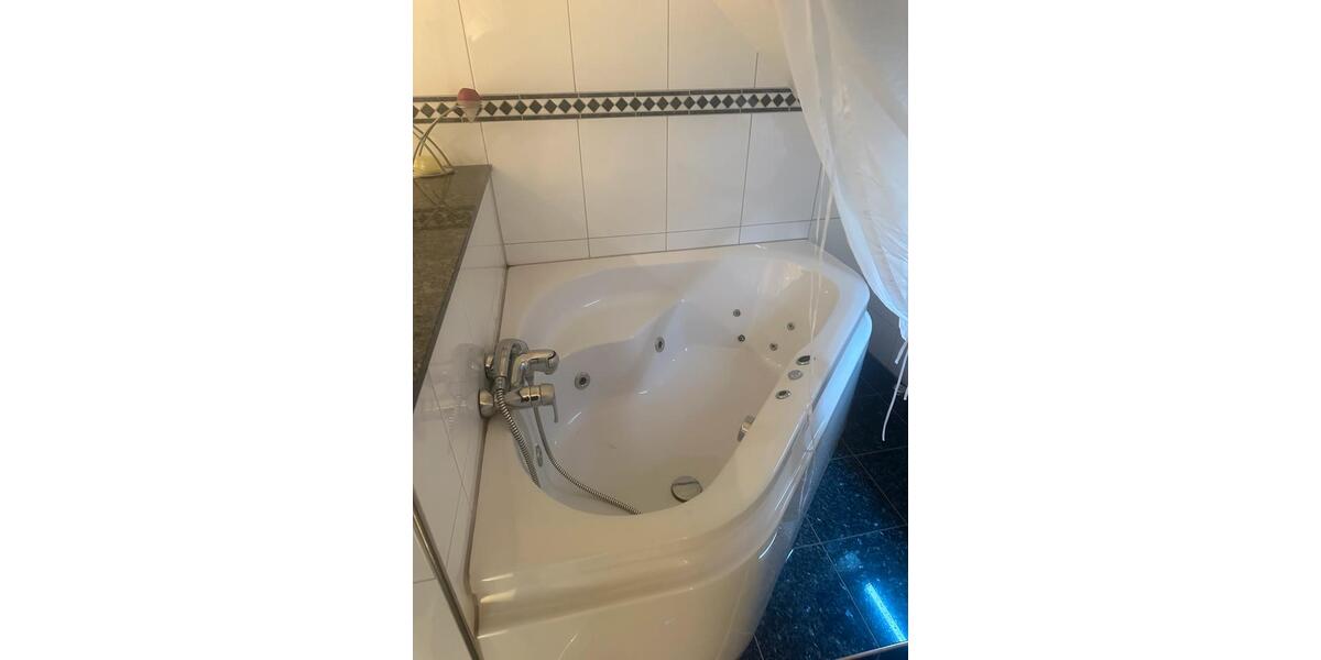 Mehrfamilienhaus, Wohnhaus Baesweiler - 6 Zimmer, 150 m&sup2;, 1.700&euro; | Angebot:26055919