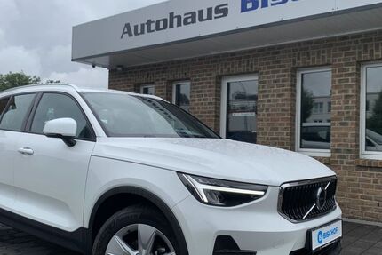 Volvo XC40 17.397 km 29.390 € Übach-Palenberg 52531