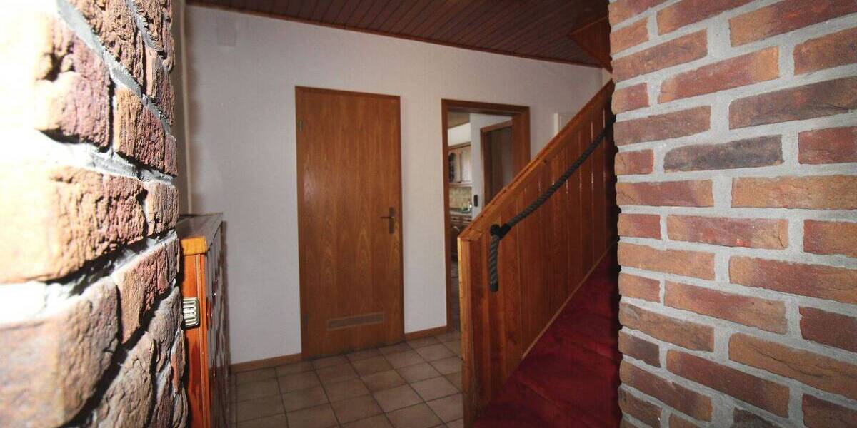 Mehrfamilienhaus, Wohnhaus Geilenkirchen Lindern - 6 Zimmer, 124 m&sup2;, 229.000&euro; | Angebot:25728232