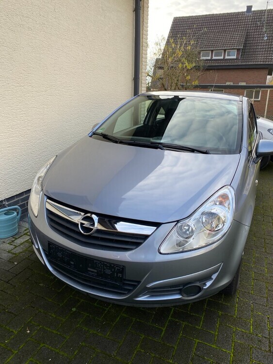 Opel Corsa 76.500 km 4.500 € Inden 52459