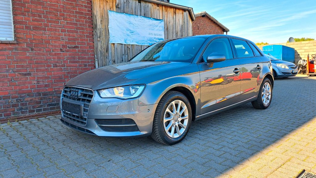 Audi A3 153.350 km 11.999 &euro; Geilenkirchen-Gillrath 52511
