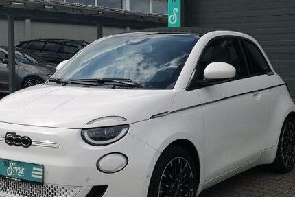 Fiat 500e 54.000 km 20.780 &euro; Niederzier 52382