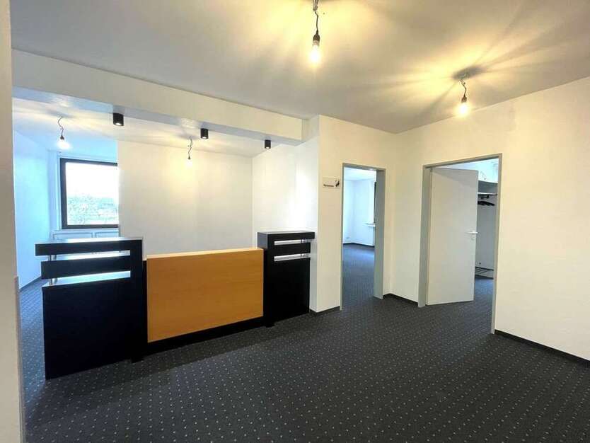Büro in Düren 1.950 € 193.47 m²