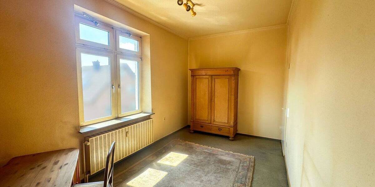 Etagenwohnung Übach-Palenberg / Scherpenseel Scherpenseel - 3 Zimmer, 80 m&sup2;, 165.000&euro; | Angebot:26804286