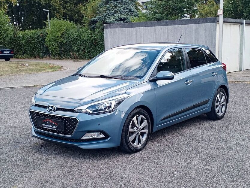i20
