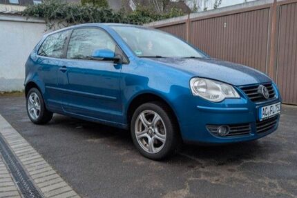 VW Polo 121.000 km 2.800 &euro; Eschweiler 52249