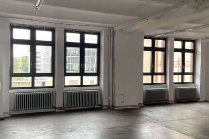 Halle in Berlin 6.500 € 500 m²